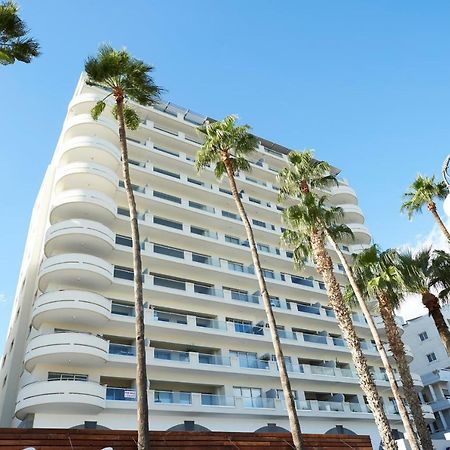Finikoudes Luxury Apartments Larnaca Esterno foto